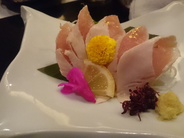 ݁AX}zŎʐ^BĂ悩̂Ȃ̓X_{X