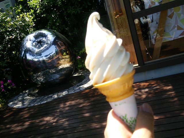 �т�\�t�g�A���������ł���_���̉w�Ƃ݂�����f��y��