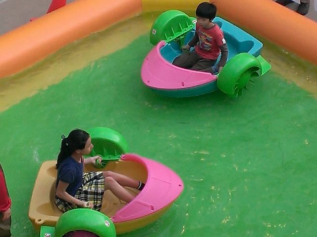 �q�ǂ������̓{�[�g�ŗV��ł܂����I_�O��A�E�g���b�g�p�[�N���l�x�C�T�C�h