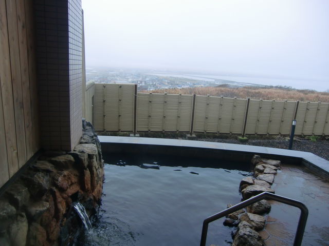 satotana̖z䂤̓eʐ^2