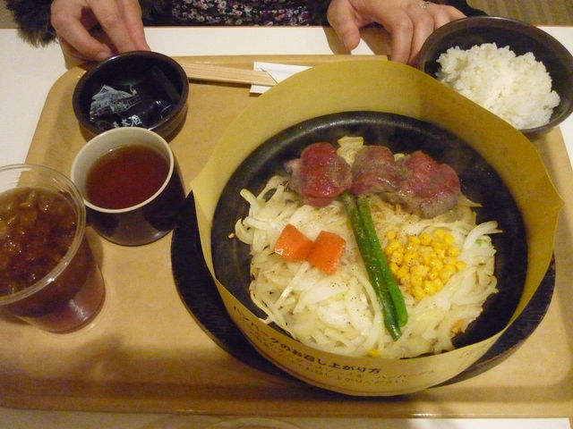 ���݃v���~�A���A�E�g���b�g