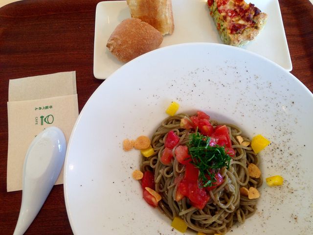 poporon̈ꍂ{܂̓eʐ^1