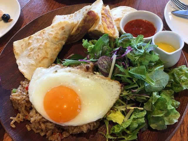 PTfB[ƃWõCLLR{_Kaila Cafe & Terrace Dining aJX