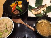 ݂񂳂̓Е ہ[ƉlX̓eʐ^1