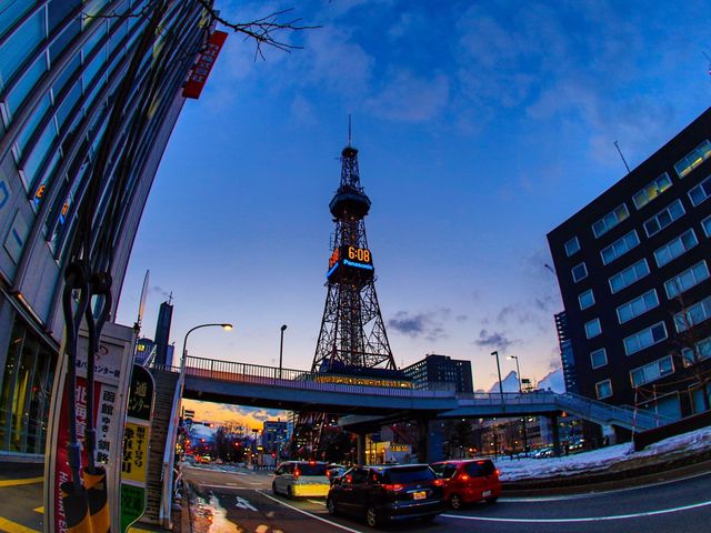 �F�B�����C�ɓ���̋��჌���Y�Ńp�V����_�����ۂ�e���r��