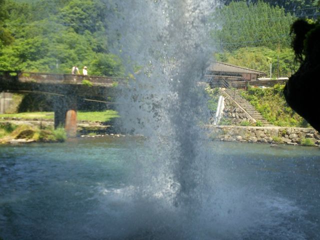 �����̑�ł��B
��̗���������� ���\�e���V�����オ��܂��B_�����̑�