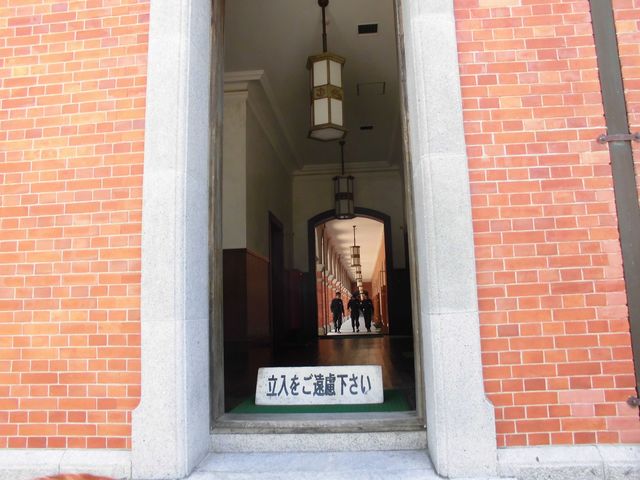 �C�M���X�ς݃����K_�C�㎩�q�����p�Ȋw�Z