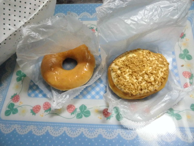 ��`�ɂ���_Krispy Kreme Doughnuts �a�J�V�l�^���[�X
