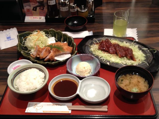 ���X�J�c�̉��̃L���x�c�����������ł��I_���Ƃ� �h���≮�X