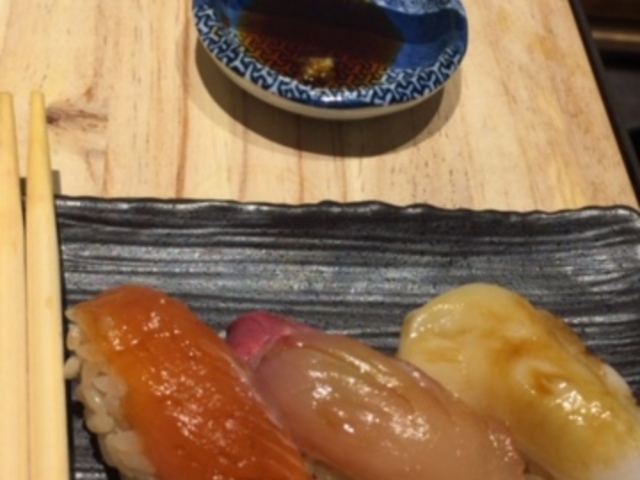 Ȃ肽̓{EɂɂE{ق̓eʐ^1