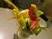 qL̃t[cp[[݂܂̓eʐ^1