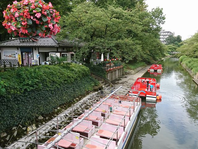 ��30���̗��j�N���[�Y_����V���D