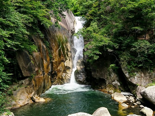 ��M��_���勬