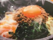 ̃rroQ ׂ̃L[Y[X̓eʐ^1