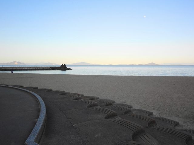 �[��ꎞ�̊C�ݐ�_���������݂ȂƃI�A�V�X�䂤