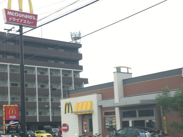 hCuX[܂_}Nhih(McDonaldfs) QvۓX