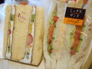 킩ԁ[̐Έ䉮̓eʐ^1