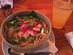 [ȂMonsoon Cafe lCNXsAւ̓eʐ^1