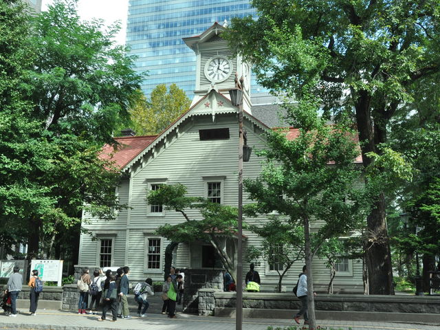 �����̖ʉe��Y�킹��A���w��̏d�v��������_�D�y�s���v��