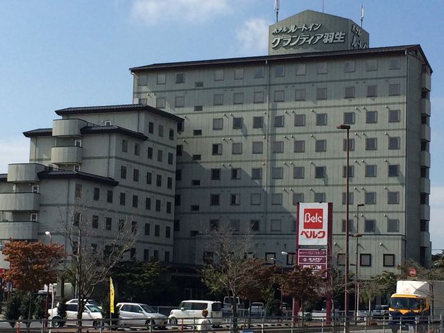 �ʐ^�̃z�e��������A���͍��܂��ăz�e�����ԏ�ɓ����Ē��i���ē˂�������̍����ɉ؂̂䂪����܂��B_�X�[�p�[���N�����h�@�؂̂�