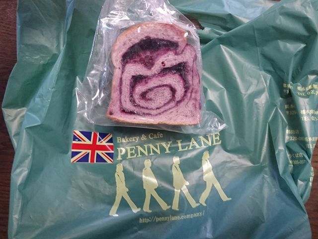 ベーカリーカフェ・ペニーレイン