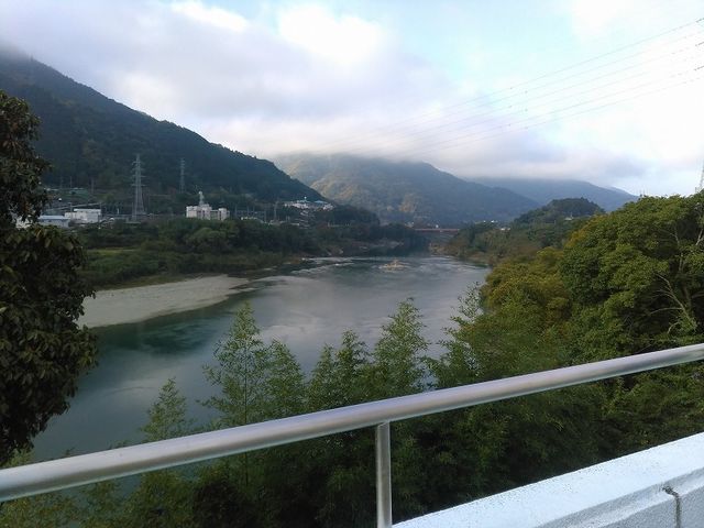 �I�A�V�X����̋g���̗l�q�ł�_�g���n�C�E�F�C�I�A�V�X