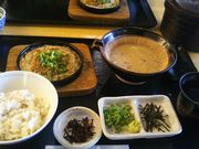 Tom̎R̐XERE`܂`̓eʐ^1