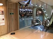 KAZ̃T}N ZIqX̓eʐ^1