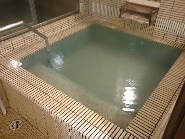 �q����A�����g�ˁB�݂��؂蕗�C�i�����j_�q����