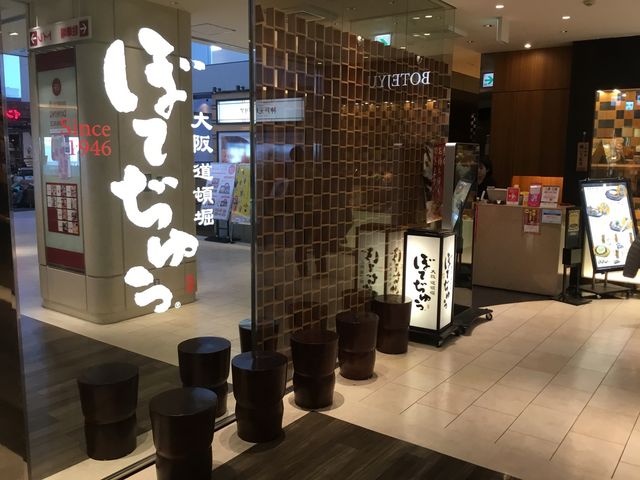 SAKURÂڂĂイ zpRX̓eʐ^1