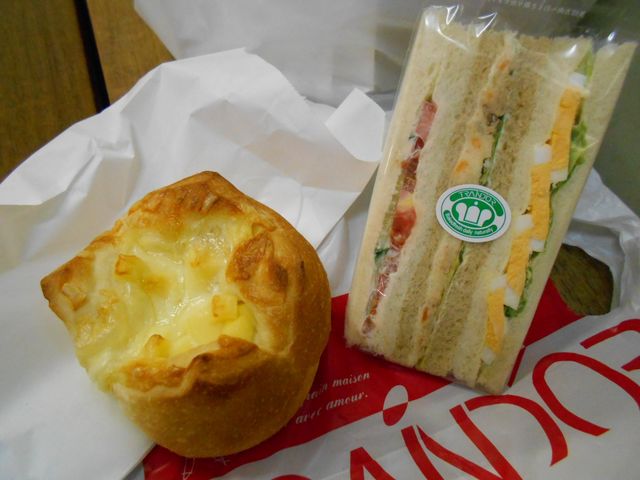 킩ԁ[̃gh[ CVÉwX̓eʐ^1