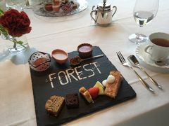 �܂�����̃U����C�r�A�{��ւ̓��e�ʐ^1