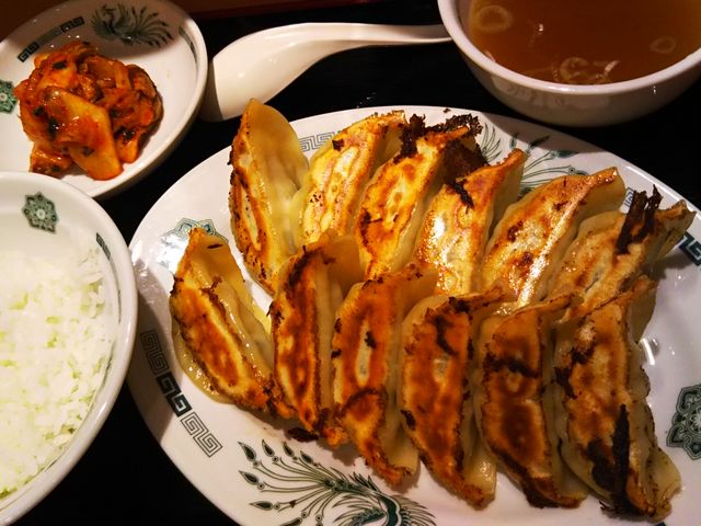 ݂񂳂̓ iqnX̓eʐ^1