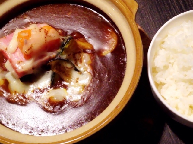 ҂イHAMBURGCAFE MAGMA̓eʐ^1