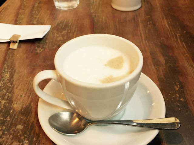 䂫Ȃ̃ JR{RX̓eʐ^2