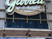 �~���N�ۂ���̃M�����b�g �|�b�v�R�[�� �V���b�v�X���h�X�̓��e�ʐ^1