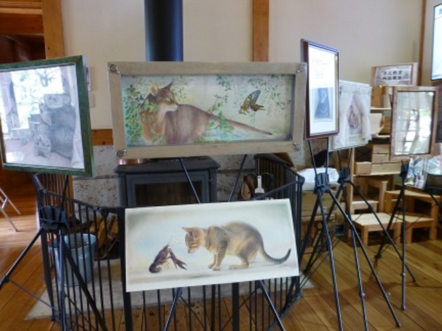 �G�R���f���n�E�X�Ƃ̐▭�̃o�����X
�G�R���f���n�E�X�œW�����邽�߂ɐ��܂ꂽ�悤�ȍ�i�̐��X_���̉w�₢�� �G�R���f���n�E�X�i�Ȗ،���s�j