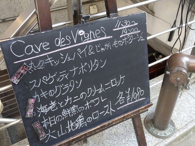 SHIÑJ[EfEB[j̓eʐ^1