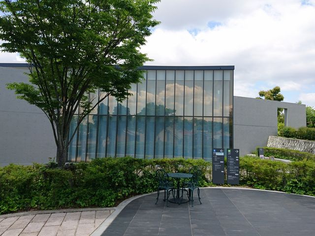 �{�݂��A���ꂢ_�P�H���w��