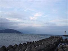 Ԃ̂ȂEɓIWr[`ւ̓eʐ^1