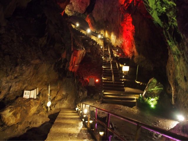 ���z�I�ŐÂ��ȋ�Ԃł���_�����ߓ���