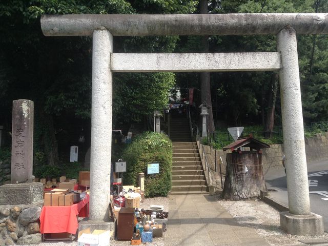 参道から_愛宕神社（埼玉県入間市）