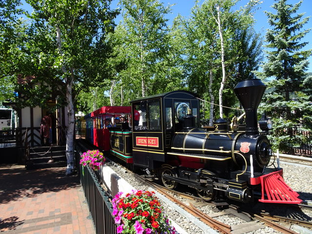 �������l�S���B�ٌc�������f���̂悤�ł��B_�������l�p�[�N