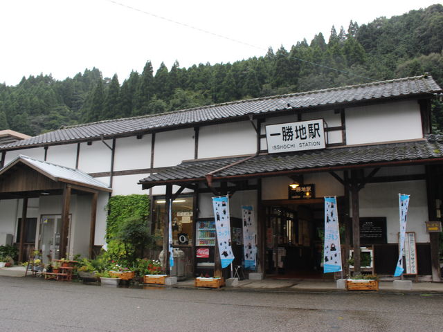 駅が観光案内所です_球磨村レンタサイクル