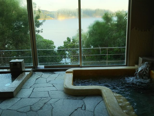 ݐؕCB̊O͐iłB_zeAOAK[fYV