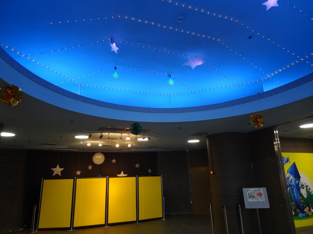 ��K�̃z�[��_���R�X�J�C�^���[