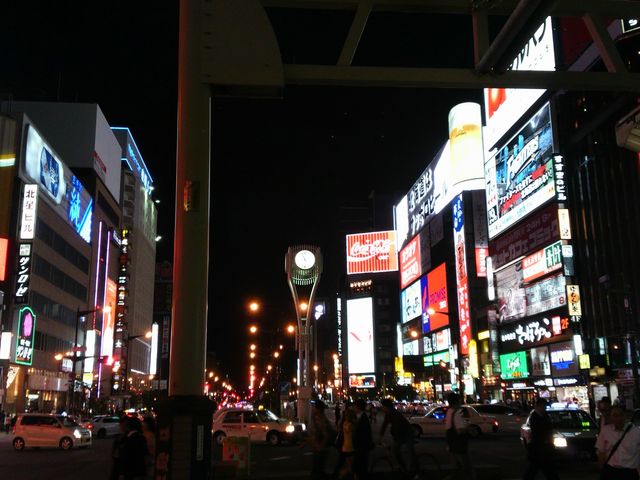 ���̃l�I���͓~��̂ق�����肫�ꂢ�Ɍ����܂��B_��������