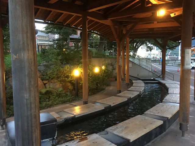 ���c���w�O�̑���_���c������