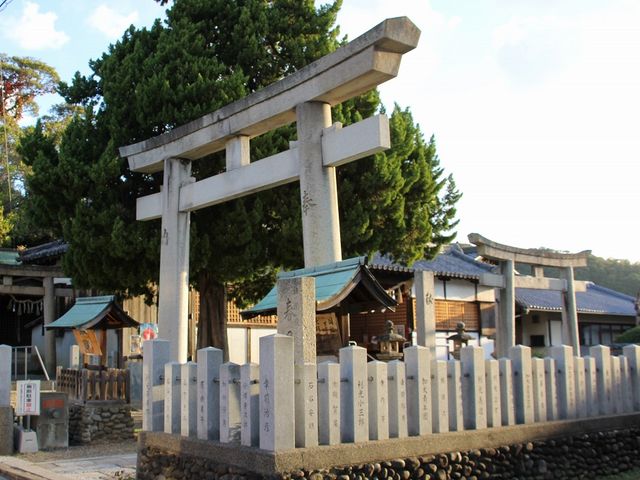 �������炨�Q��̕��̎p������܂����B_�����t���_��