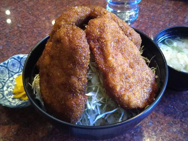 ���X�`�A�Е��t���B_�H���E�i���K��